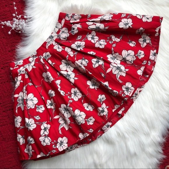Forever 21 Pleated Circle Skirt Hibiscus Print Red Flawed 25 - Picture 3 of 8